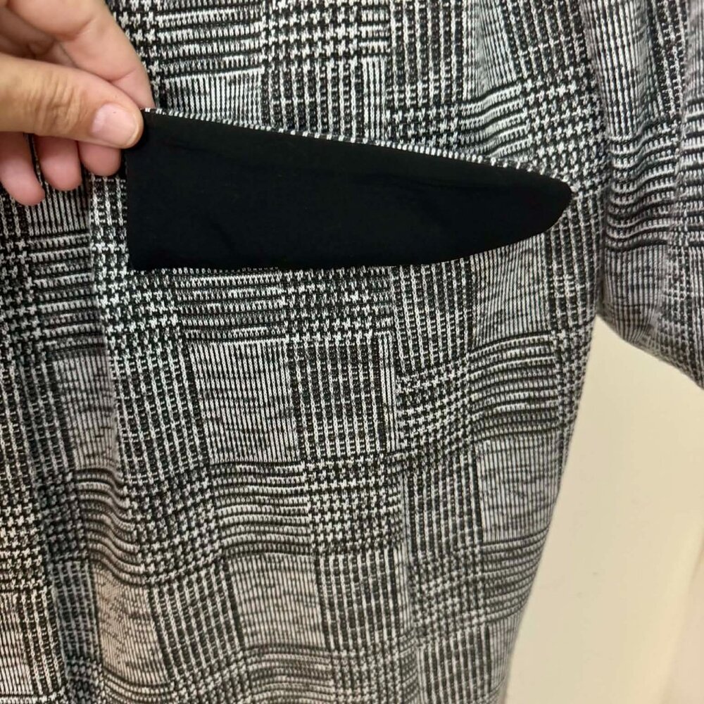 Jones New York Glen Plaid Coat Blazer – Size Large, Black and White - Picture 5 of 7
